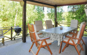 3 Bedroom Gorgeous Home In Årjäng